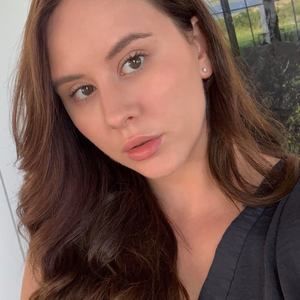 Meet your Posher, Magdalena